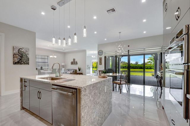 2848 Gin Berry Way, West Palm Beach, FL 33401