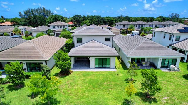 2848 Gin Berry Way, West Palm Beach, FL 33401