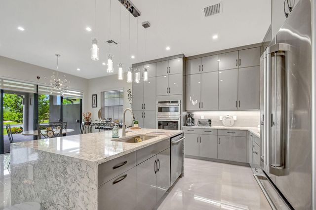 2848 Gin Berry Way, West Palm Beach, FL 33401