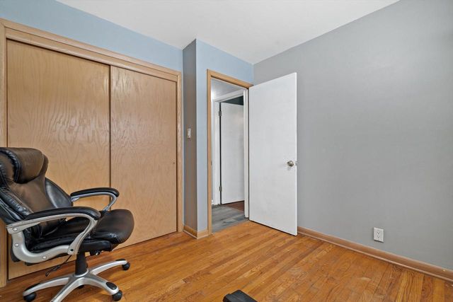 W124S8276 N Cape ROAD, Muskego, WI 53150