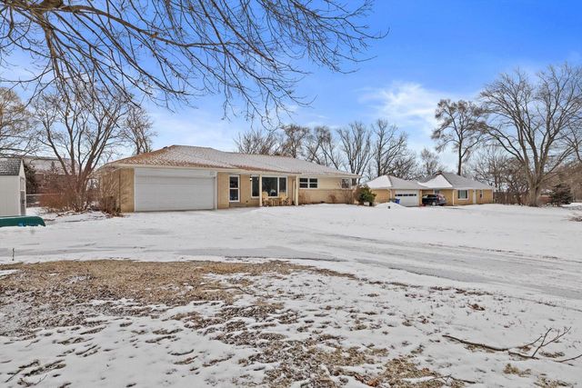 W124S8276 N Cape ROAD, Muskego, WI 53150