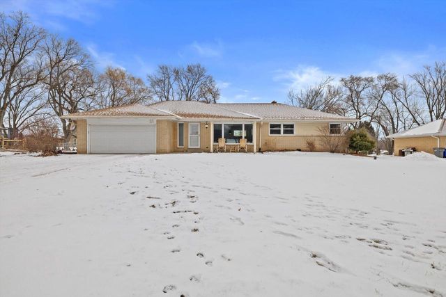 W124S8276 N Cape ROAD, Muskego, WI 53150