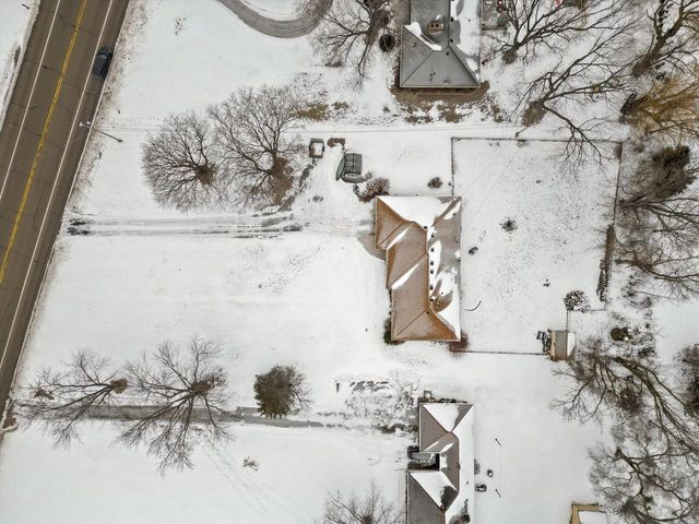 W124S8276 N Cape ROAD, Muskego, WI 53150