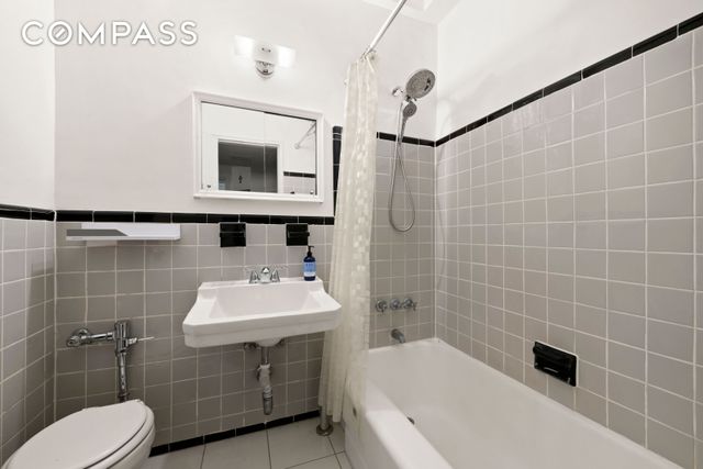 150 E 27th St Apt La, New York City, NY 10016