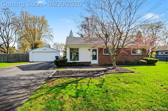4884 Sundale Drive, Clarkston, MI 48346