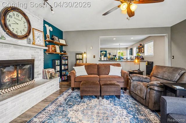 4884 Sundale Drive, Clarkston, MI 48346