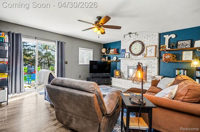 4884 Sundale Drive, Clarkston, MI 48346