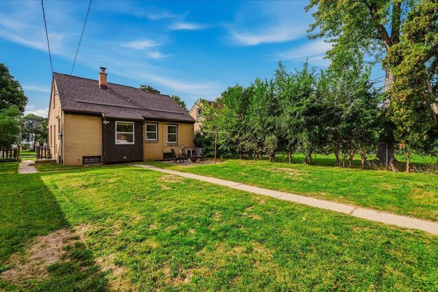 3050 N 79th STREET, Milwaukee, WI 53222