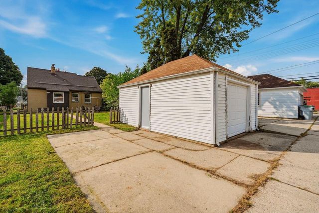 3050 N 79th STREET, Milwaukee, WI 53222