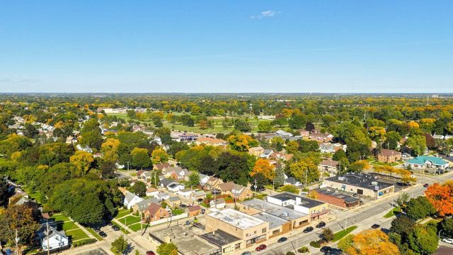 3050 N 79th STREET, Milwaukee, WI 53222