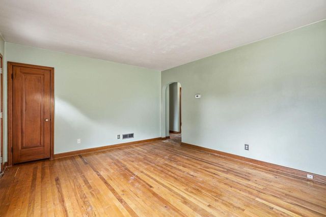 3050 N 79th STREET, Milwaukee, WI 53222