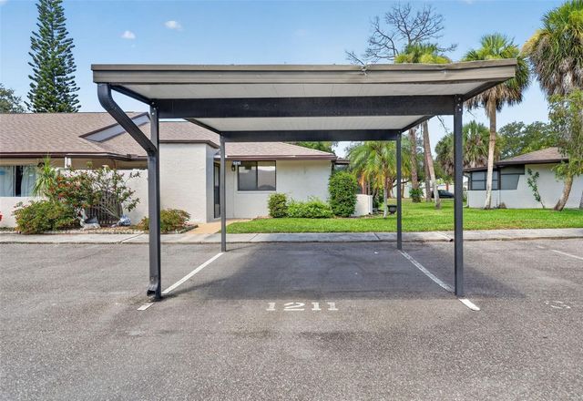 1211 11TH CIRCLE SE, Largo, FL 33771