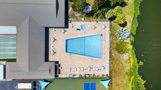 1211 11TH CIRCLE SE, Largo, FL 33771