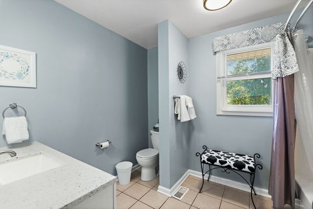 101 Newport Dr, Old Hickory, TN 37138