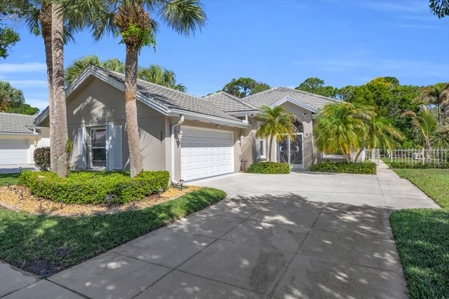5287 SE Sweetbrier Terrace, Hobe Sound, FL 33455