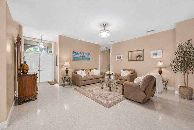 5287 SE Sweetbrier Terrace, Hobe Sound, FL 33455