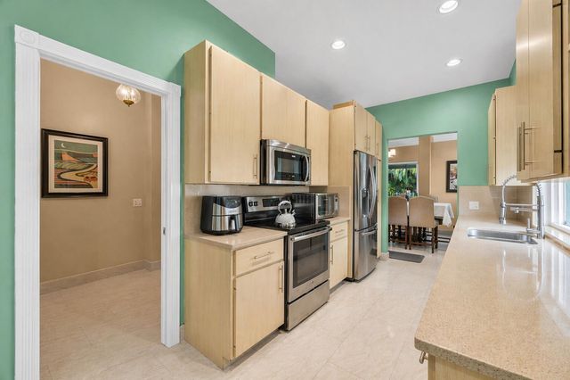 5287 SE Sweetbrier Terrace, Hobe Sound, FL 33455