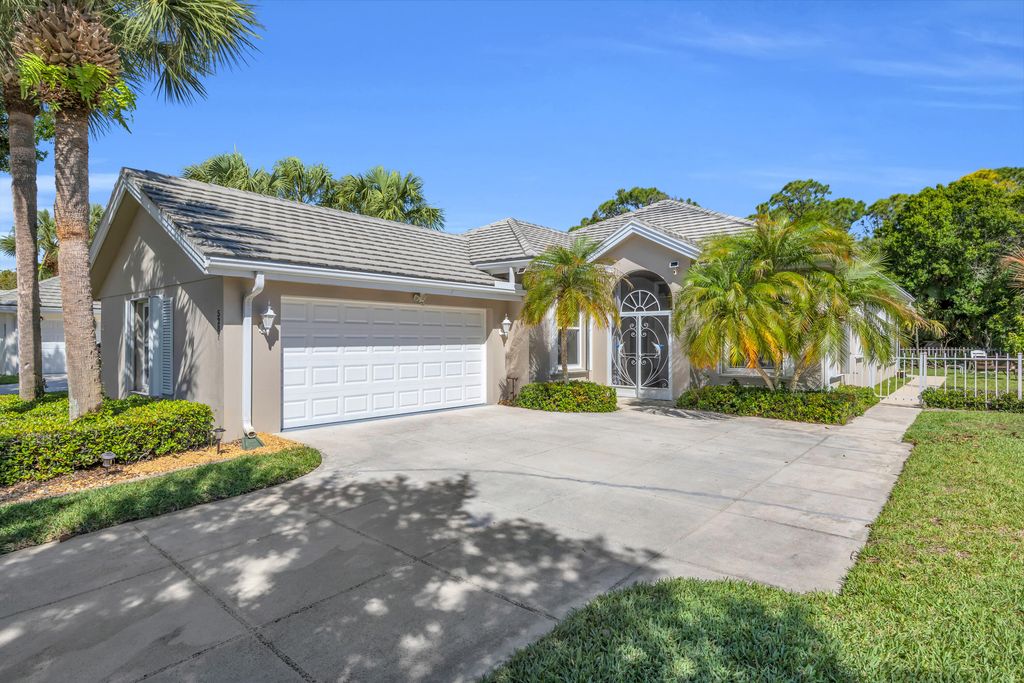 5287 SE Sweetbrier Terrace, Hobe Sound, FL 33455