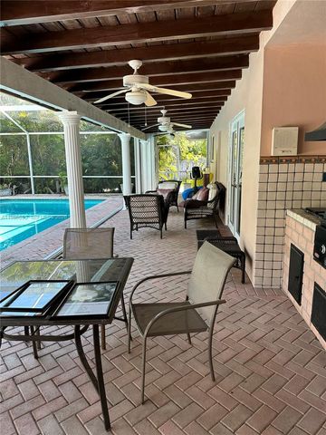 10805 SW 128th Ter, Miami, FL 33176