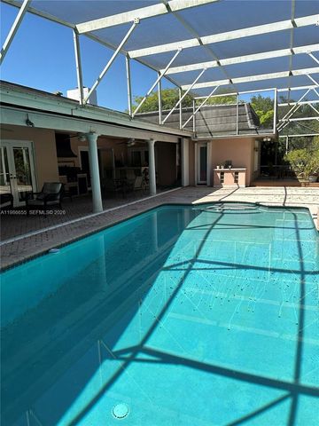 10805 SW 128th Ter, Miami, FL 33176