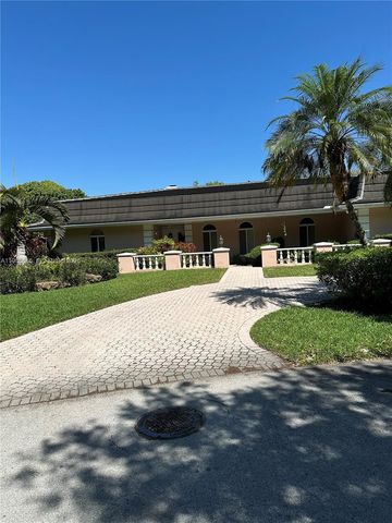 10805 SW 128th Ter, Miami, FL 33176