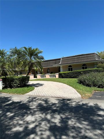 10805 SW 128th Ter, Miami, FL 33176