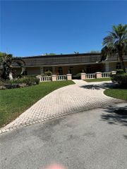 10805 SW 128th Ter, Miami, FL 33176