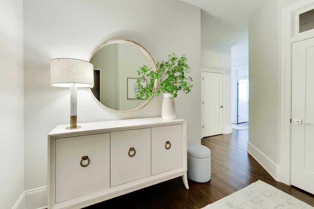 105 S Cottage Hill Avenue 405, Elmhurst, IL 60126 — photo 2