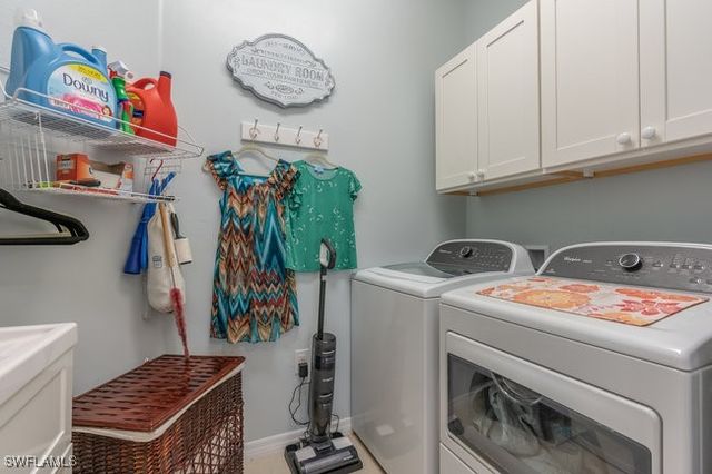 8459 Benelli CT, Naples, FL 34114