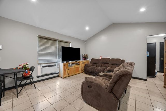 1732 Ridgedorf Drive, Dallas, TX 75217