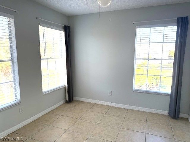 124 SANTA CLARA DR 15, Naples, FL 34104