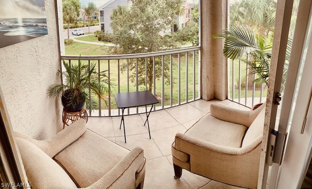 124 SANTA CLARA DR 15, Naples, FL 34104