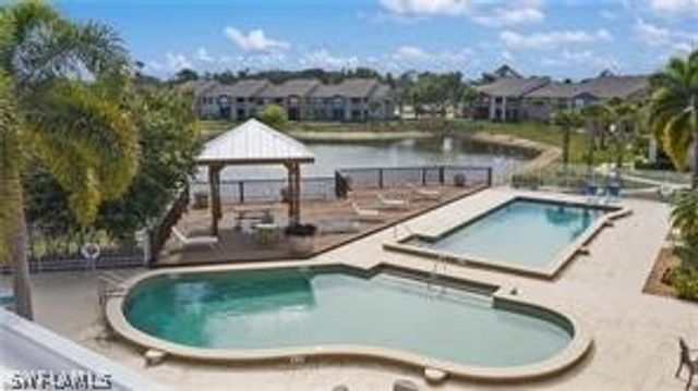 124 SANTA CLARA DR 15, Naples, FL 34104