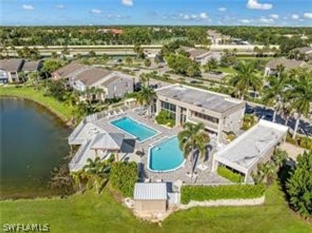 124 SANTA CLARA DR 15, Naples, FL 34104