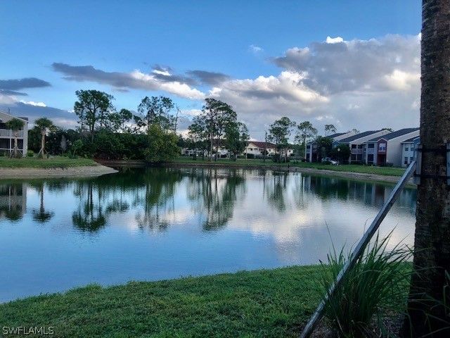 124 SANTA CLARA DR 15, Naples, FL 34104