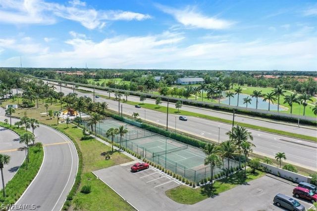 124 SANTA CLARA DR 15, Naples, FL 34104