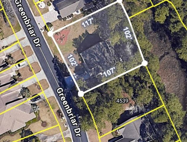 4533 Greenbriar Dr., Little River, SC 29566