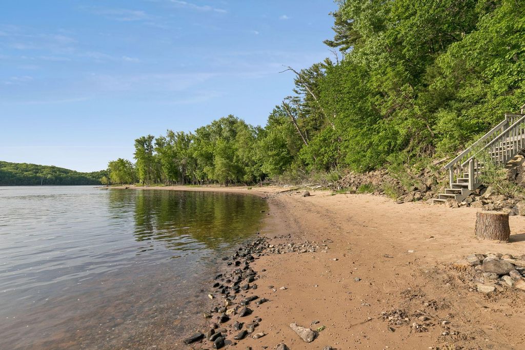 W12759 735th Avenue, River Falls, WI 54022