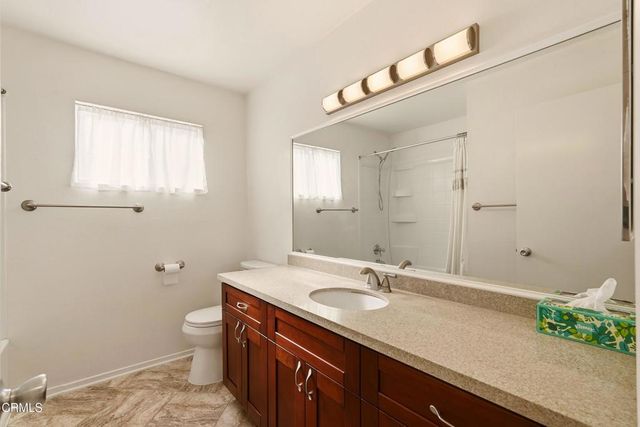 408 Burchett Street 11, Glendale, CA 91203
