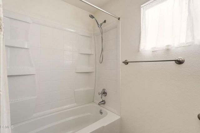 408 Burchett Street 11, Glendale, CA 91203