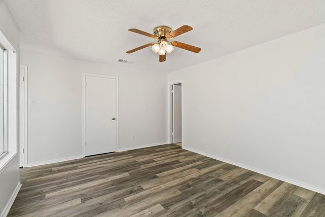 1134 Harbor Village Dr, Corpus Christi, TX 78412