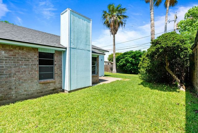 1134 Harbor Village Dr, Corpus Christi, TX 78412