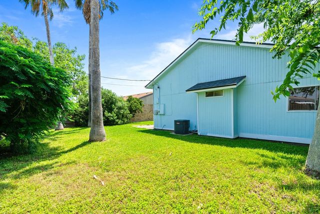 1134 Harbor Village Dr, Corpus Christi, TX 78412