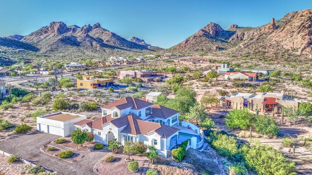 5238 N EXPLORER Road, Apache Junction, AZ 85119