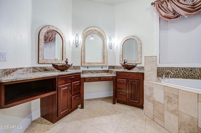 5238 N EXPLORER Road, Apache Junction, AZ 85119