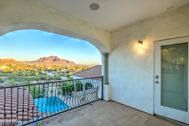5238 N EXPLORER Road, Apache Junction, AZ 85119