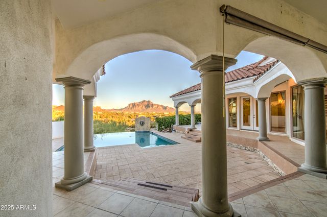 5238 N EXPLORER Road, Apache Junction, AZ 85119