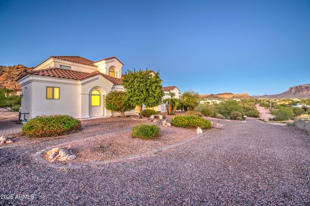 5238 N EXPLORER Road, Apache Junction, AZ 85119