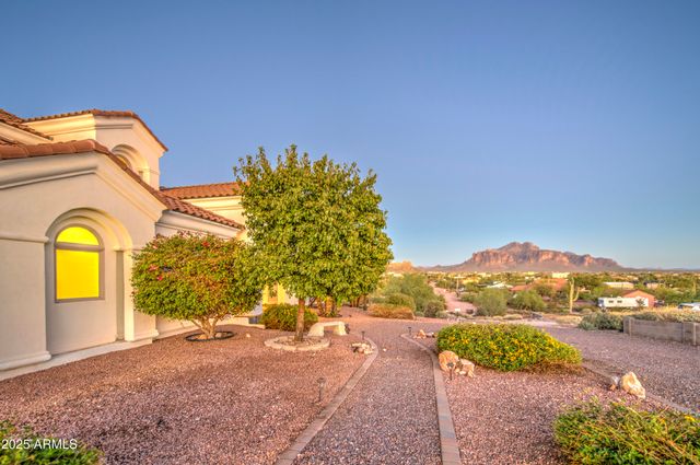5238 N EXPLORER Road, Apache Junction, AZ 85119