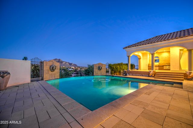 5238 N EXPLORER Road, Apache Junction, AZ 85119